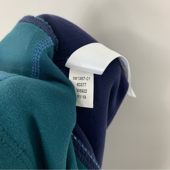 Athleta Grenadine Airbrush Relay Skort Navy Blue Size Medium - Picture 13 of 14